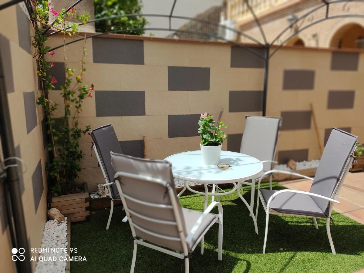 Apartemen studio 30 m² dengan 1 kamar mandi pribadi di Barbera del Valles Bagian luar foto