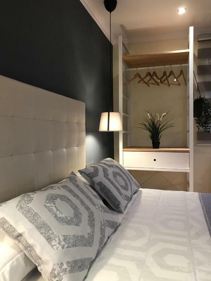 Apartemen studio 30 m² dengan 1 kamar mandi pribadi di Barbera del Valles Bagian luar foto