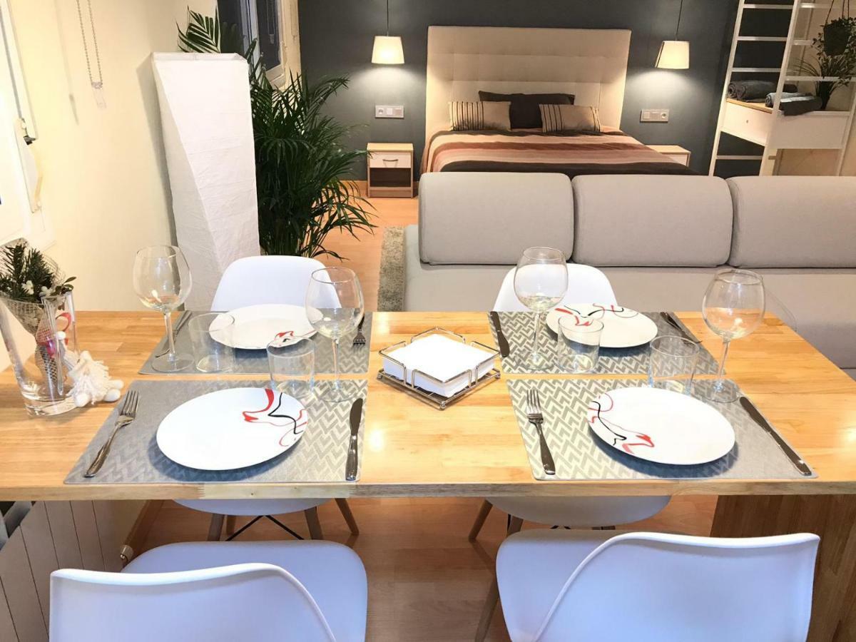 Apartemen studio 30 m² dengan 1 kamar mandi pribadi di Barbera del Valles Bagian luar foto